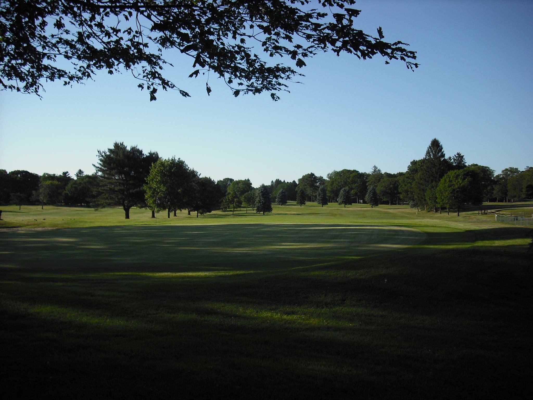 D. W. Field Golf Course Perklee