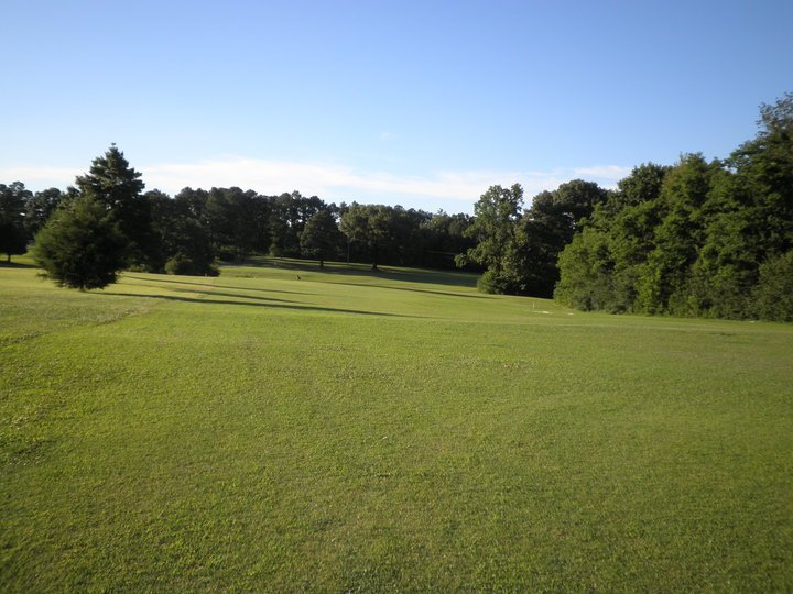 Sculley’s Golf Course & Driving Range Perklee