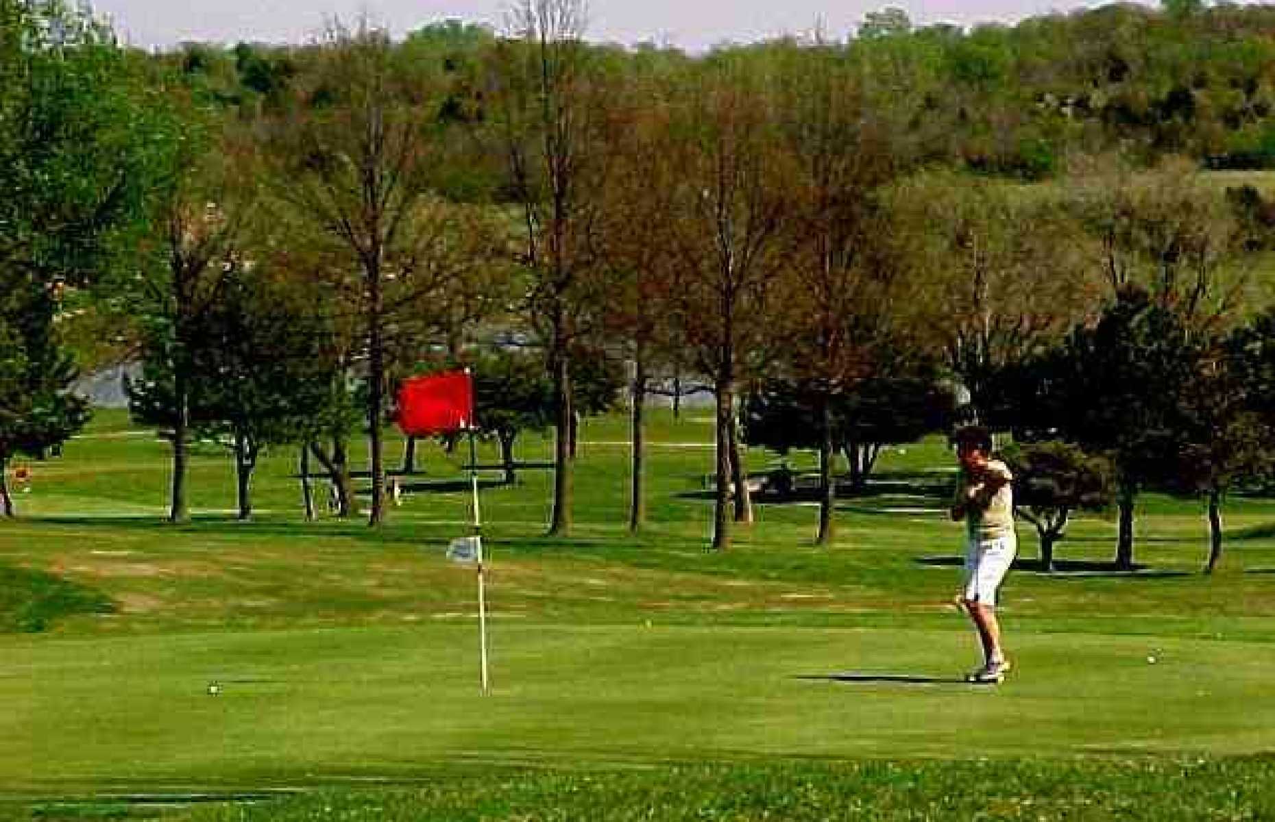 Village Greens Golf Course Perklee