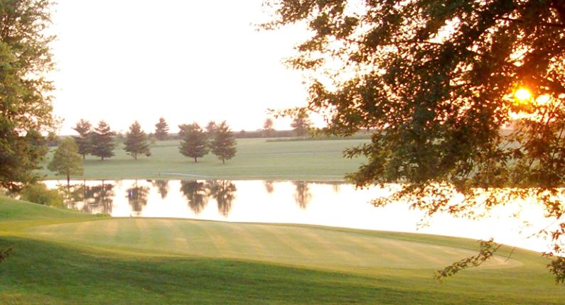 Wolves Crossing Golf Course Perklee